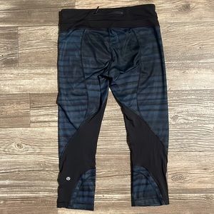 Lululemon Athletics All Sport Crop Blue Black Leggings Size 6